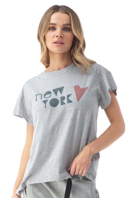 CARWYN NEW YORK DISTRESSED FONT TEE